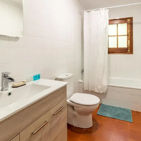 M De Puigsec - Mas Rural Al Ripolles * ז'ירונה