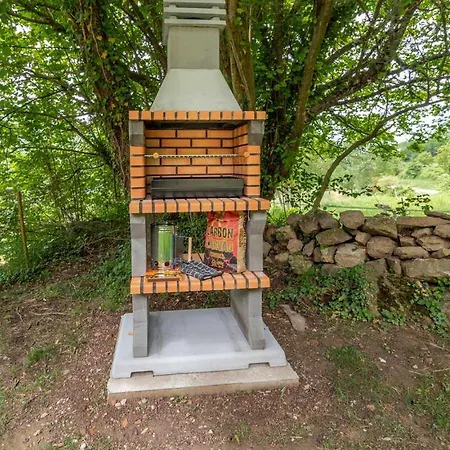 Casa de Férias M De Puigsec Mas Rural Al Ripolles
