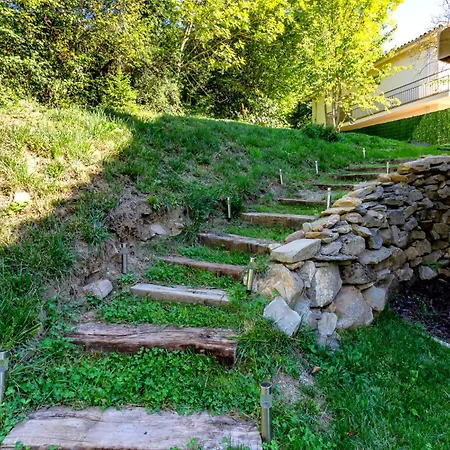 M De Puigsec - Mas Rural Al Ripolles Feriehus Girona